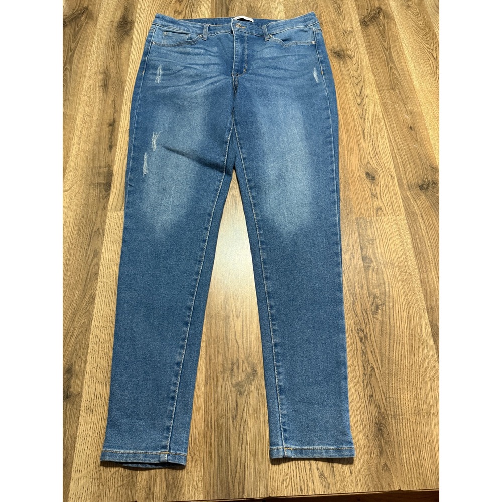 Nine West Jeans Womens Size 12 Blue Jeans Denim Super Skinny Distressed